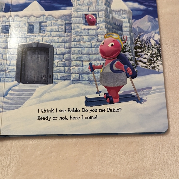 5/$20🩵 Two Children's Books - Picture 5 of 12